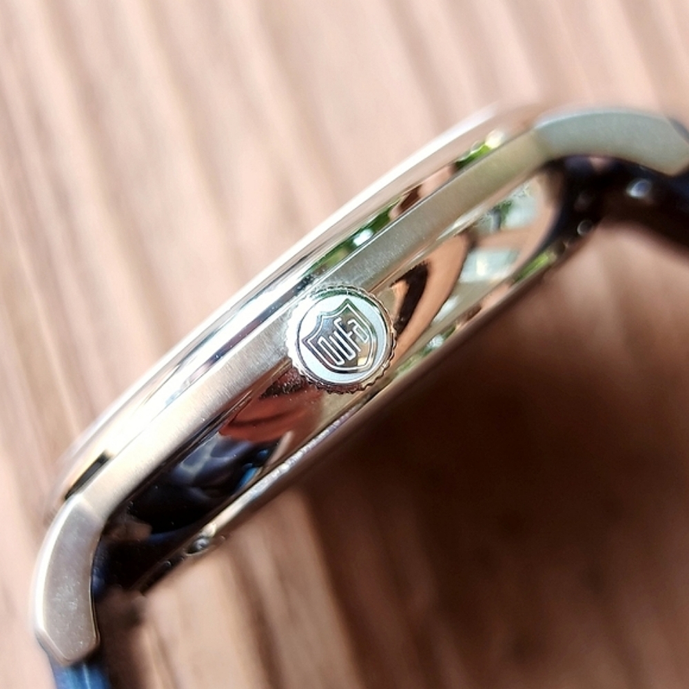 Dufa Saphir Gmt Quartz Watch With Date - image 7